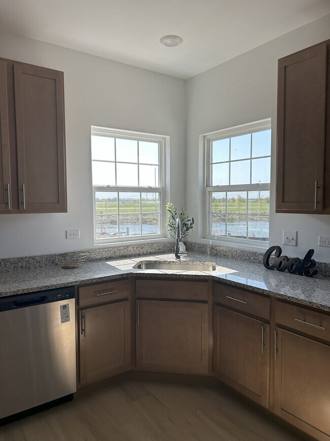 Foto del edificio - 917 Penrith Ln