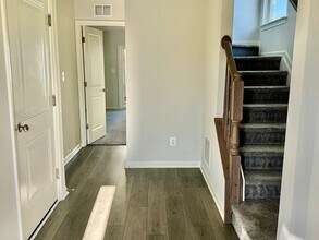 Building Photo - 2484 Westwind Blvd