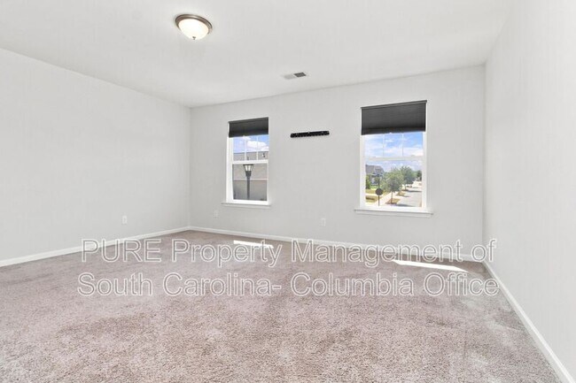 Building Photo - 1260 Independence Dr