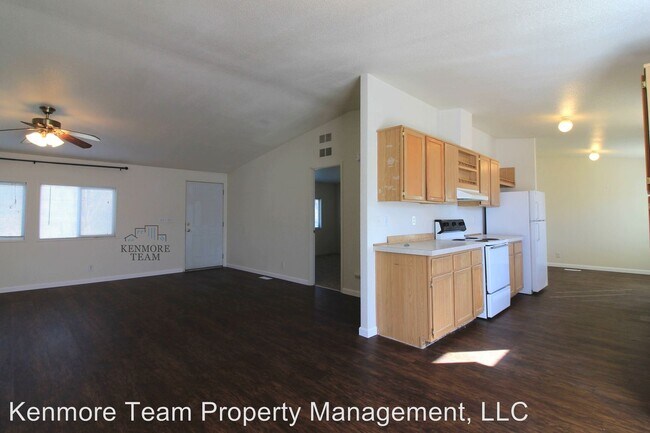 Building Photo - 3 br, 2 bath House - 81 S 38th Ave