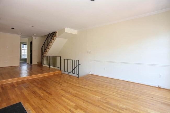 Foto del edificio - 1729 Corcoran St NW