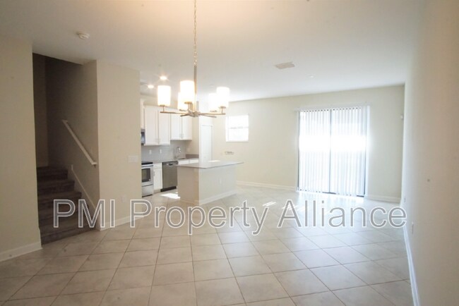 Foto del edificio - 1213 Royal St. George Blvd