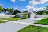 Foto principal - 3632 SW 17th St