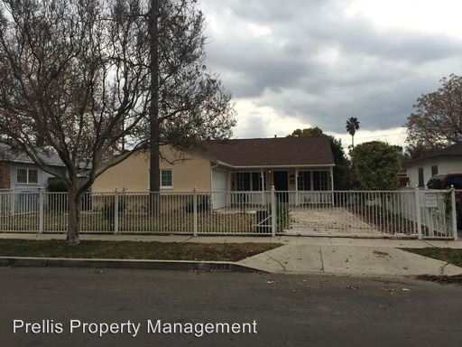 Foto principal - 17618 Baltar St