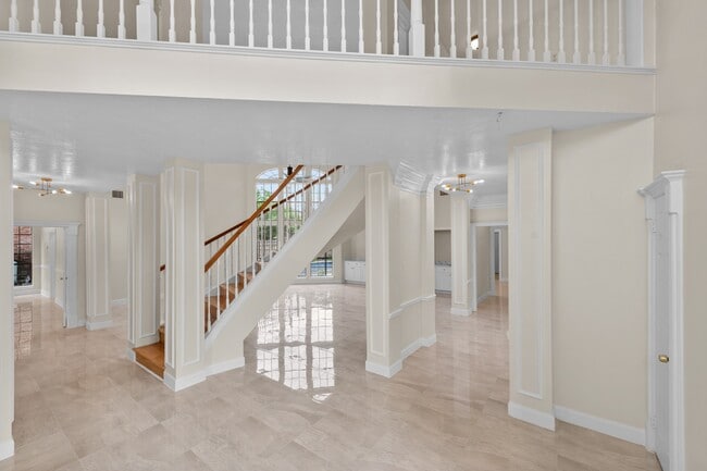 Foto del edificio - 17402 Wilton Park Ct