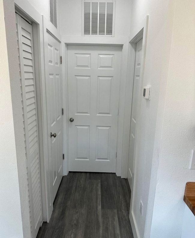 Building Photo - 701 E Ellicott St