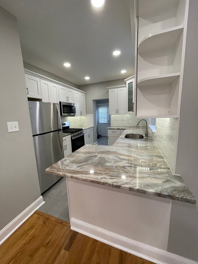 Building Photo - 4615 Smick St