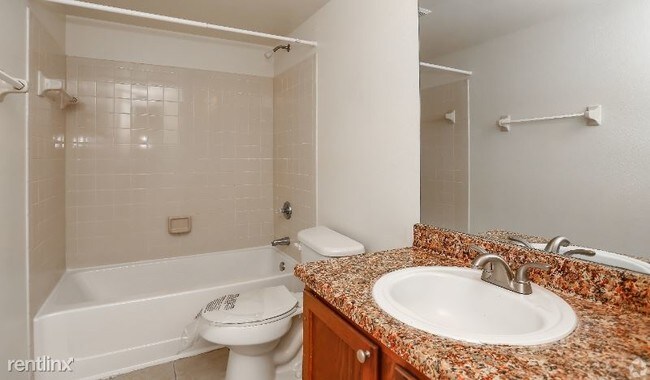 Foto del edificio - 1703 Destiny Blvd