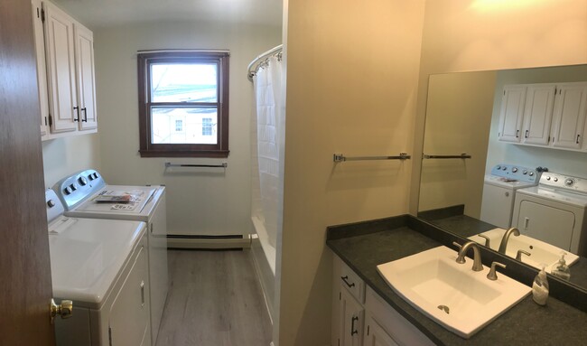 Bathroom - 357 Gray St