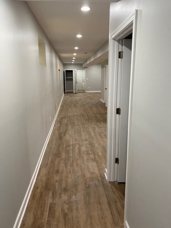 Foto del edificio - 2742 S Millard Ave