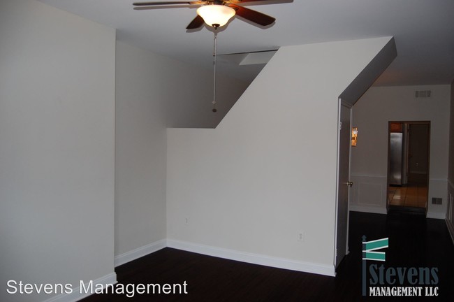 Foto del edificio - 259 S Highland Ave