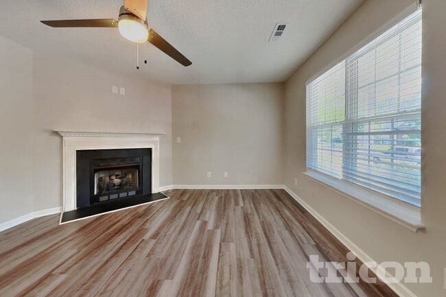 Building Photo - 1709 Fern Hill Dr