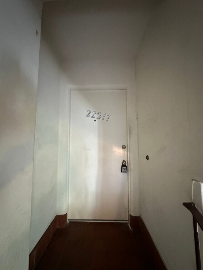Photo - 2 bed/1 bath with garage Apartment