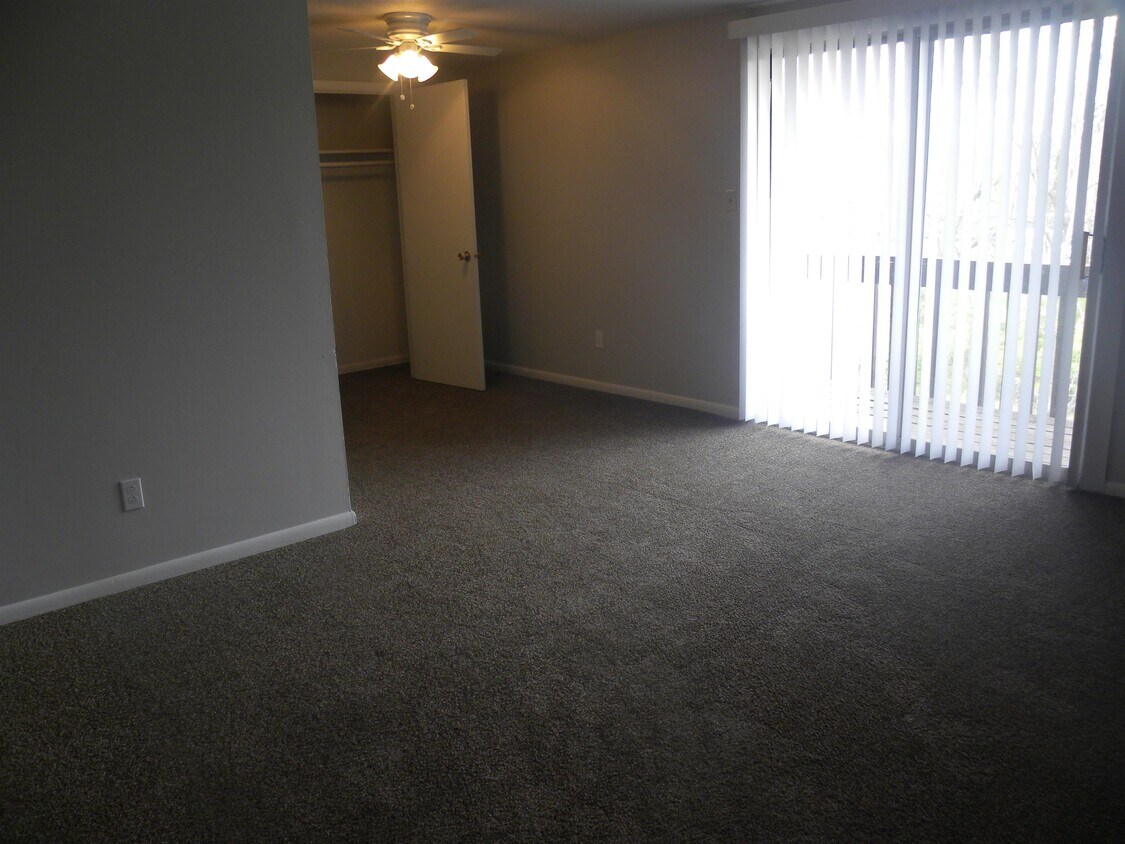 Foto principal - 1111 S Brookside Ave
