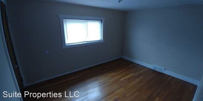 Building Photo - 3 br, 1 bath House - 14335 Whitcomb St