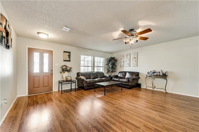 Building Photo - 4017 Thoroughbred Trail