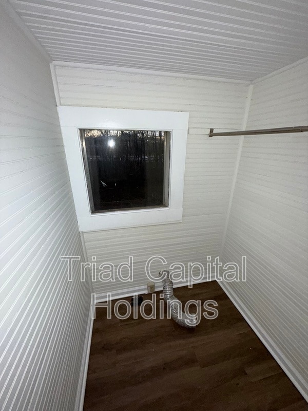 Photo - 1227 Fairfield Dr House