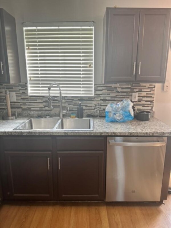 Foto del edificio - 3630 Thurleston Ct SW