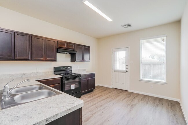 Foto del edificio - 18238 Bethany Manor Ct