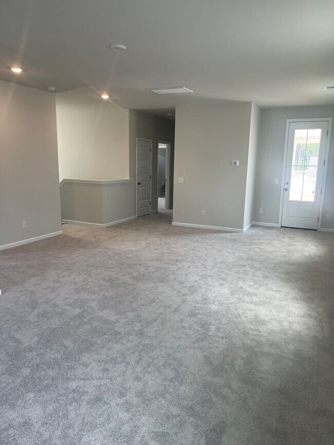 Foto del edificio - Brand New Home for Rent – Available Soon!