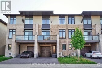 Building Photo - 211 Pastel Way