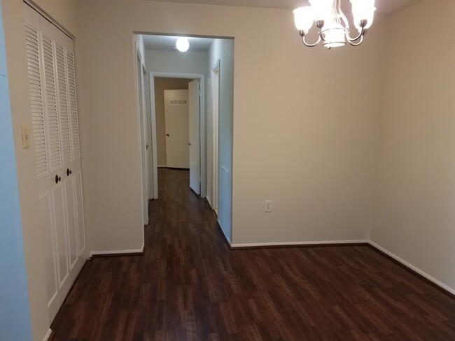 Building Photo - 2br/1.5ba with new laminate flooring, new ...