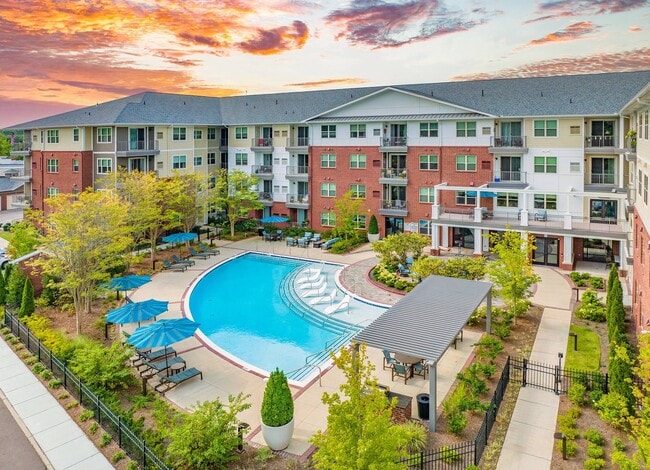 Building Photo - Lakeview at Germantown