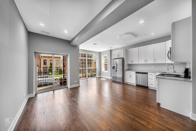 Foto del edificio - 1510 N Maplewood Ave