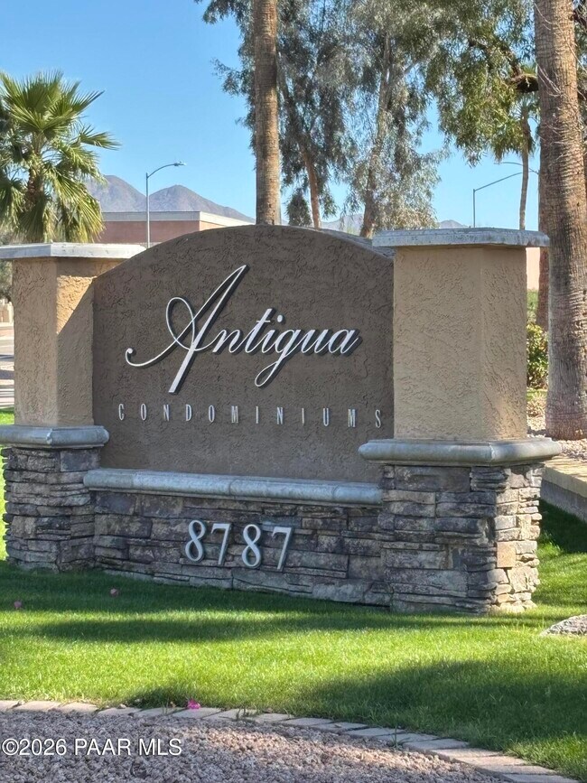 Foto del edificio - 8787 E Mountain View Rd