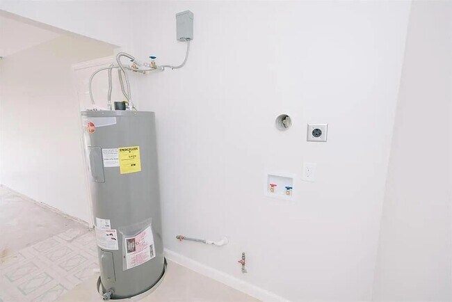 Foto del edificio - 7407 Osage St