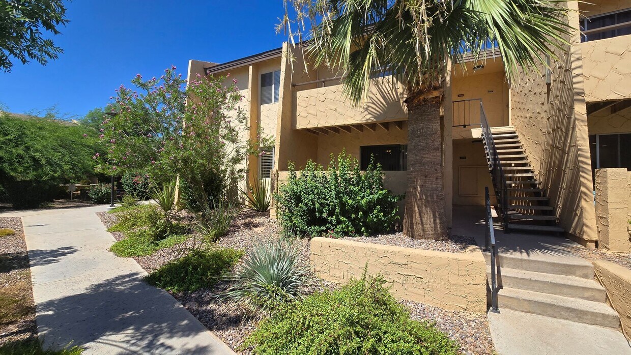 Foto principal - Pleasant 2b/2ba Condo in Wonderful South S...