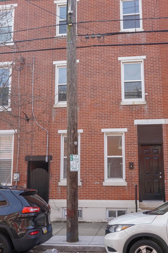 Foto del edificio - 330 Dickinson St