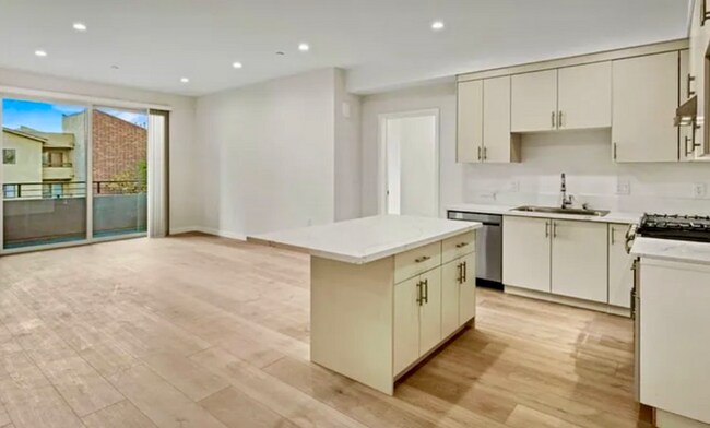 Foto del edificio - 423 Oak St