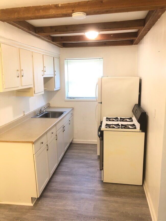 Foto del edificio - 1573 Old Ln Ave