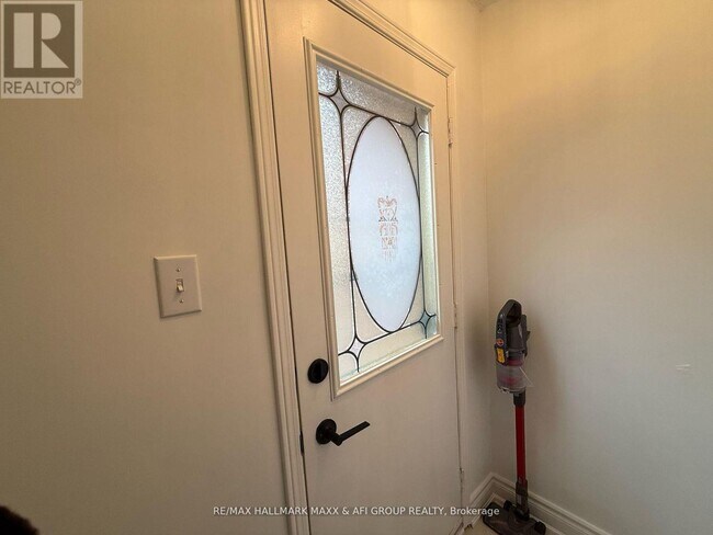 Building Photo - 34 Cypress Ct