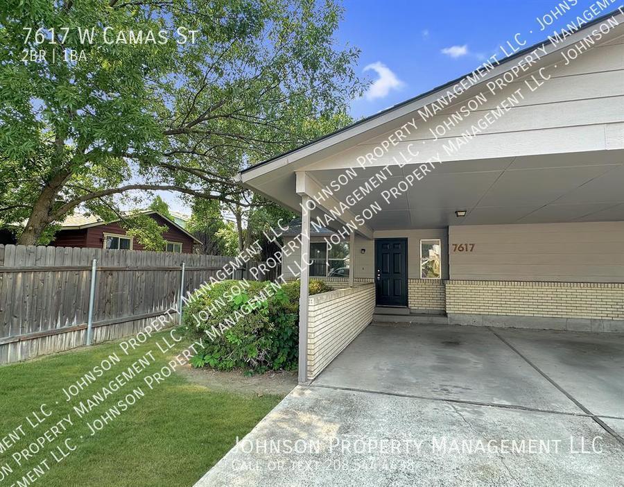 Primary Photo - Charming Boise Duplex: Modern Amenities, C...