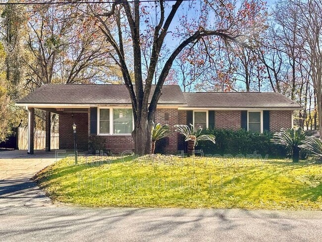 Photo - 1123 Belvedere Dr House