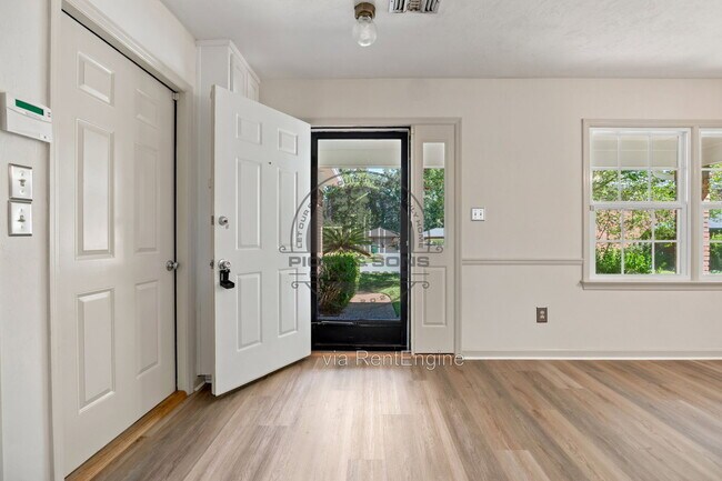 Foto del edificio - 3301 Lemoyne Ct