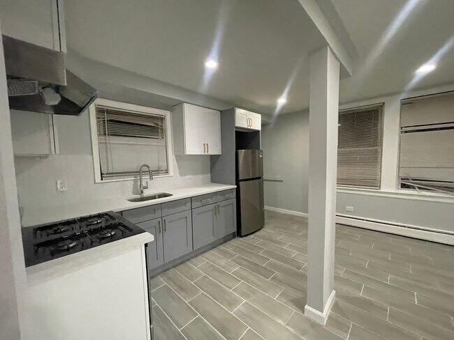 Foto del edificio - 61 W Stratford Pl