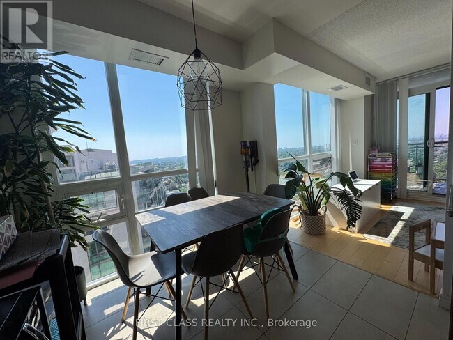 Photo du bâtiment - 88 Grangeway Ave