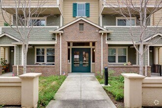 Building Photo - 1037 Scotia Terrace