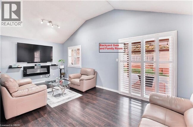 Photo du bâtiment - 112 Hollyridge Crescent