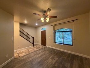 Building Photo - 2075 S Sir Monte Dr