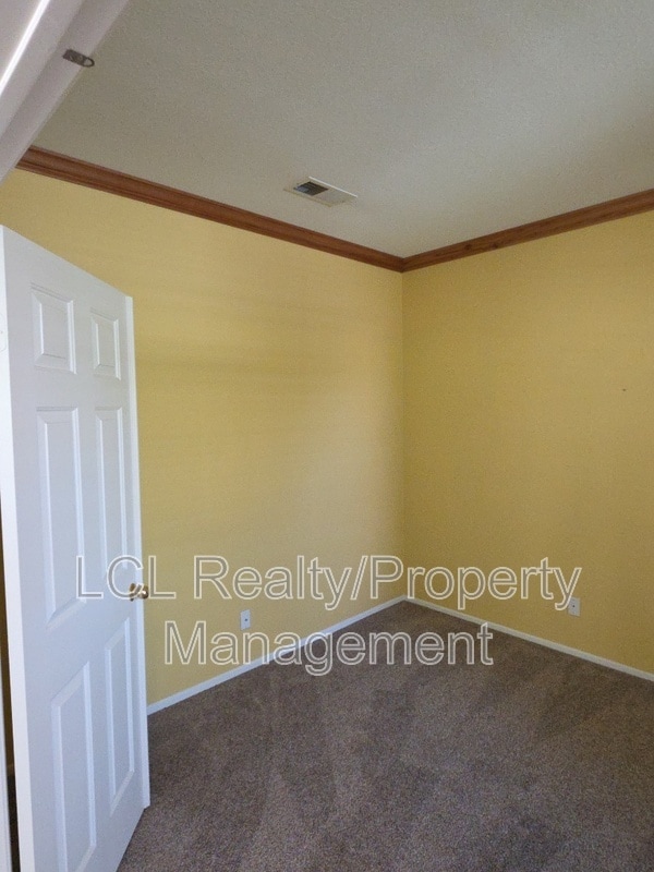 Building Photo - 28943 Baywater Dr