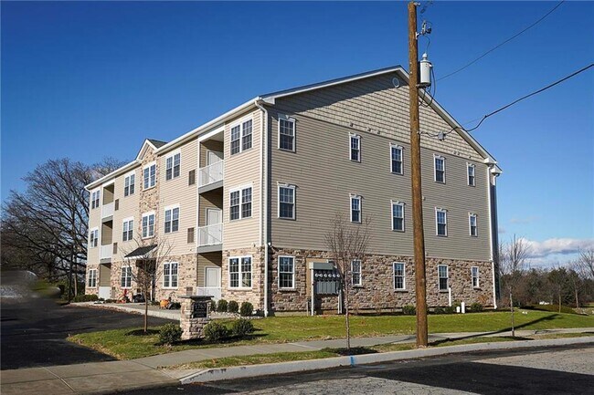 Building Photo - 1763 Madison Ave