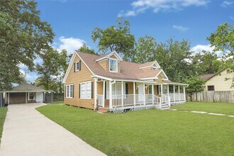 Building Photo - 7017 Schley St