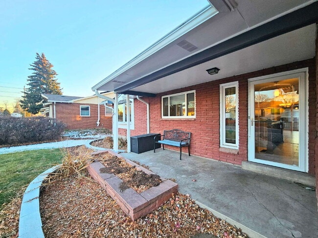 Foto del edificio - 2025 Lee St