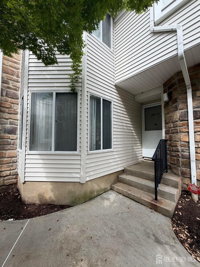 Building Photo - 1034 Schmidt Ln