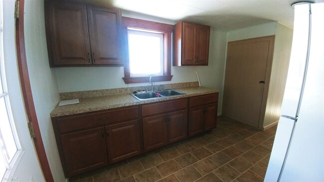 Building Photo - 2 br, 1 bath House - 726 Stackstown Rd