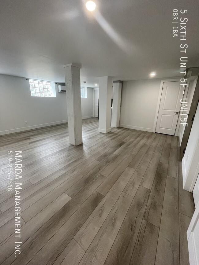 Photo du bâtiment - COZY STUDIO APARTMENT IN CHATHAM-KENT- ALL...